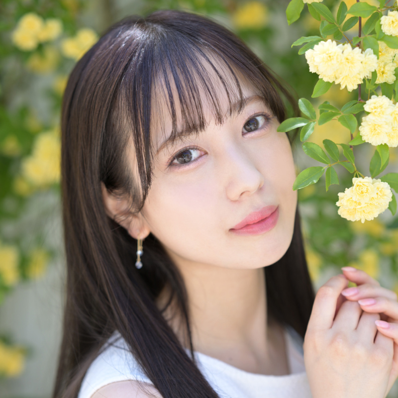 小湊よつ葉（29歳）